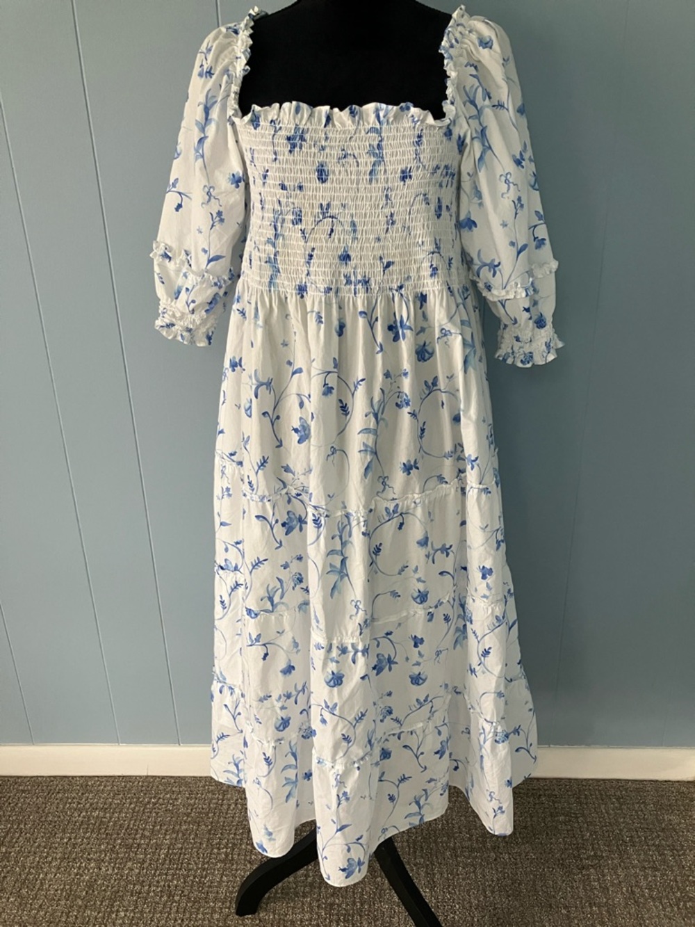 Hill House Home Nap Dress XL Blue Floral Smocked Puff Sleeve Midi Cottagecore